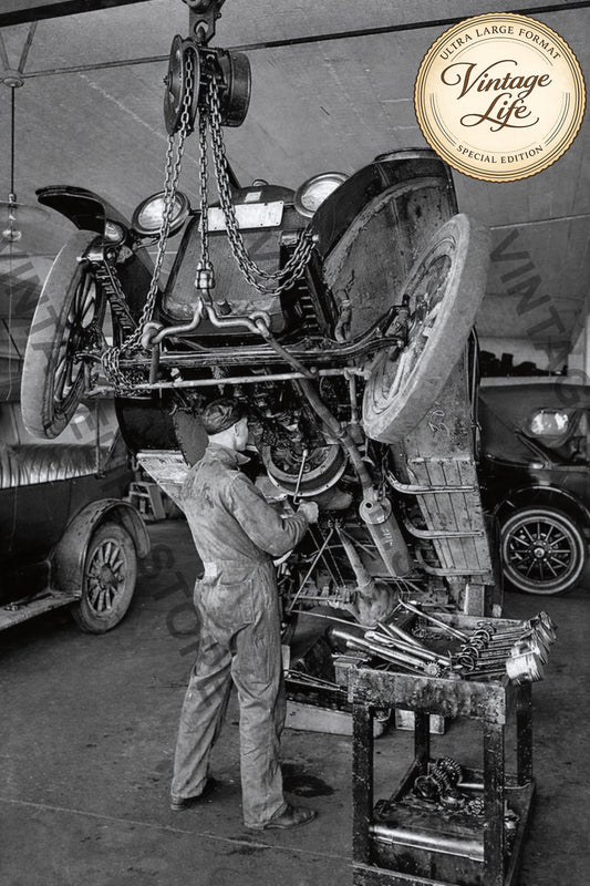 Keeping a Buick on the Road – Inside a 1920s Motor Garage