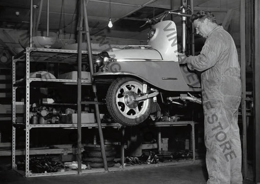 NZeta Motor Scooter Assembly, Auckland, New Zealand, c.1960–1963