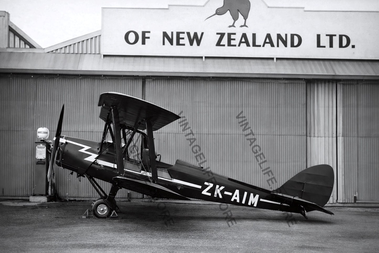 De Havilland Tiger Moth ZK-AIM at Rongotai Factory, Wellington, 1946